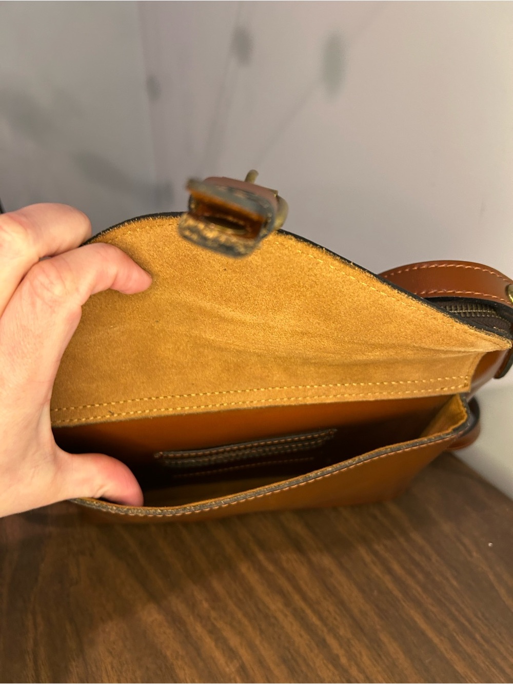 Patricia Nash Avellino Cognac Leather Crossbody Bag Vintage Buckle Purse ✈️ 🇯🇵 - Picture 11 of 12